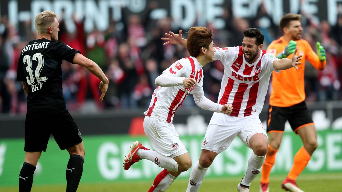 Yuya Osako erzielt sogar das 2:0 aus Kölner Sicht, doch der Videoschiedsrichter gibt den Treffer nicht, da VfB-Keeper Ron-Robert Zieler gefoult wurde