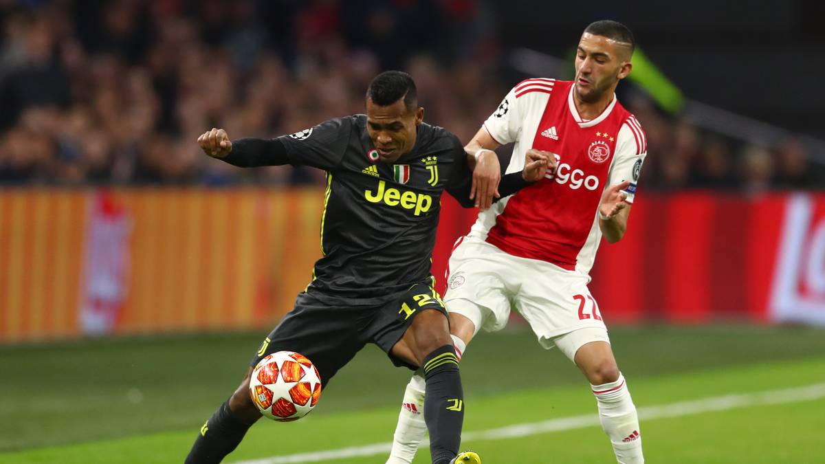 HAKIM ZIYECH: Kam 2016 für 11 Millionen Euro von Twente Enschede. Explodierte in dieser Saison geradezu, erzielte starke 40 Scorerpunkte in 44 Partien. Kein Wunder, dass auch die Bayern Interesse am Marokkaner haben sollen