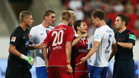 1. FC Heidenheim v 1. FC Kaiserslautern  - 2. Bundesliga