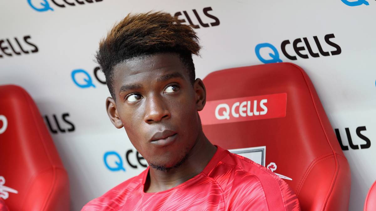 NORDI MUKIELE (RB Leipzig): Dem 20-Jährigen könnte die Zukunft auf der rechten Abwehrseite bei Weltmeister Frankreich gehören. Nach eineinhalb Jahren in der Ligue 1 bei Montpellier schlug RB Leipzig zu. Bei ersten Einsätzen in der Europa-League-Quali und im DFB-Pokal zeigte Mukiele, dass in dieser Saison mit ihm zu rechnen ist