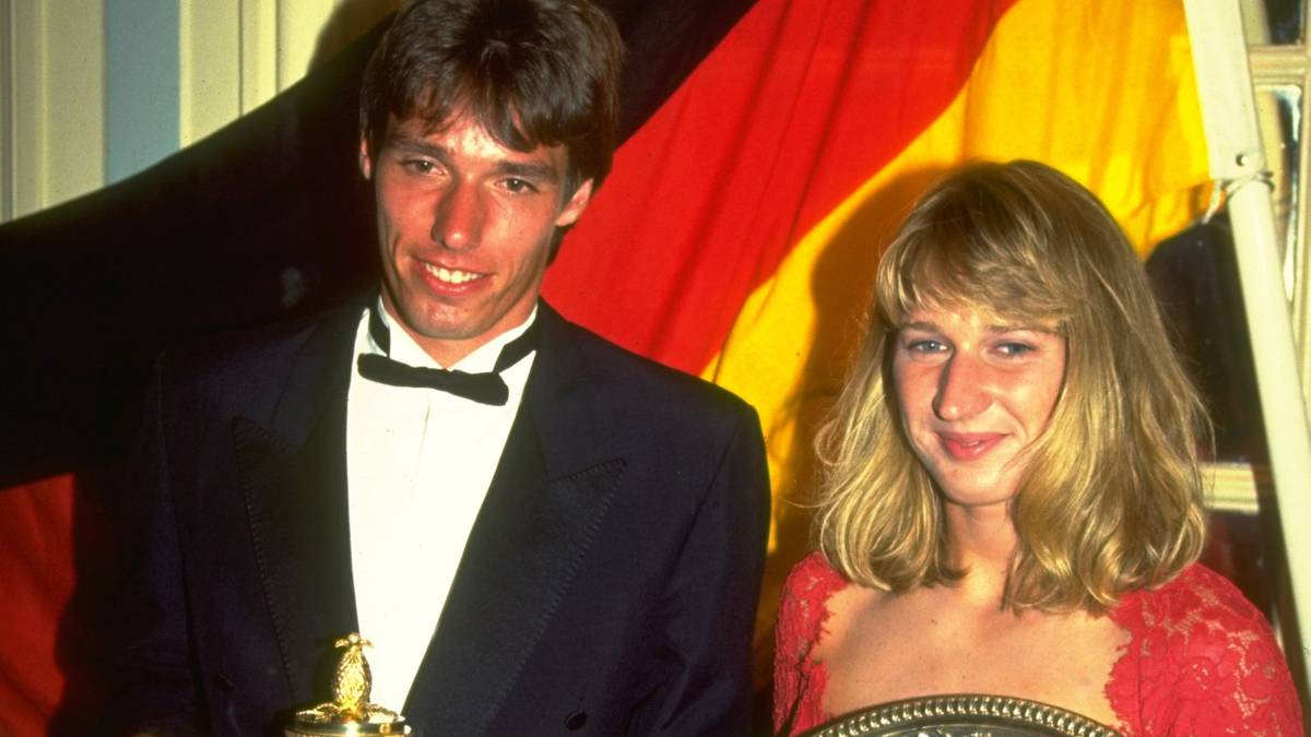 PLATZ 4 - MICHAEL STICH (1 Grand-Slam-Titel, insgesamt 18 Einzeltitel): Mit Stich beginnt der Kreis der deutschen Grand-Slam-Sieger. 1991 besiegt der damals 22-Jährige in Wimbledon ausgerechnet seinen Landsmann Boris Becker im Finale und feiert den begehrten Titel gemeinsam Steffi Graf, die bei den Damen triumphiert