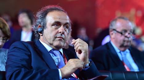 Michel Platini geht gegen seine Sperre vor