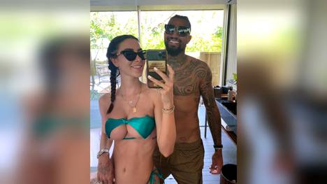 Kevin-Prince Boateng und Freundin Valentina genießen ihr Liebesglück unter Palmen. Und lassen die Follower daran teilhaben.