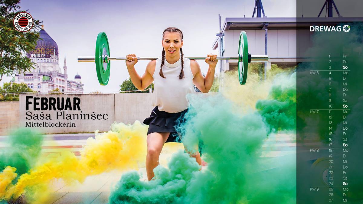 Im Februar posiert Mittelblockerin Sasa Planinsec mit einer Freihantel. Die Slowenin kam 2017 von Nova KBM Branik Maribor.