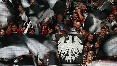 Eintracht Frankfurt wird für das Fehlverhalten seiner Fans zur Kasse gebeten