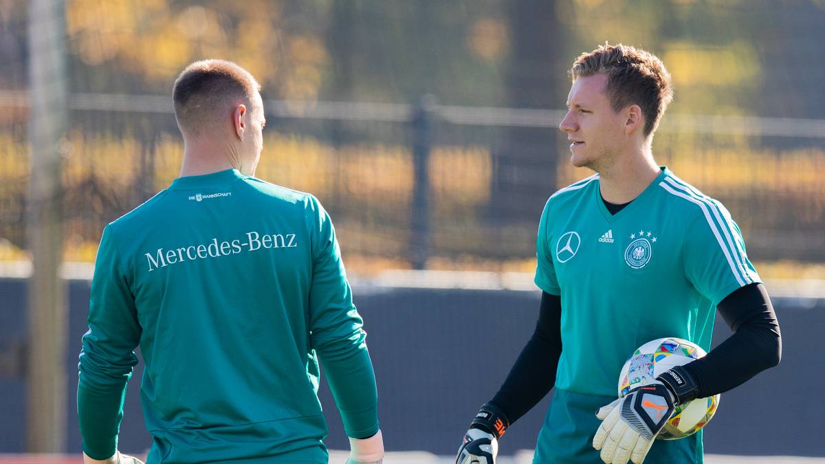 BERND LENO: Saß bei Arsenal zunächst nur auf der Ersatzbank. Profitierte dann vom Verletzungspech seines Konkurrenten Petr Cech. Darf auch nach der Rückkehr des Oldies im Gunners-Tor bleiben - auch wenn er den einen oder Wackler drin hatte