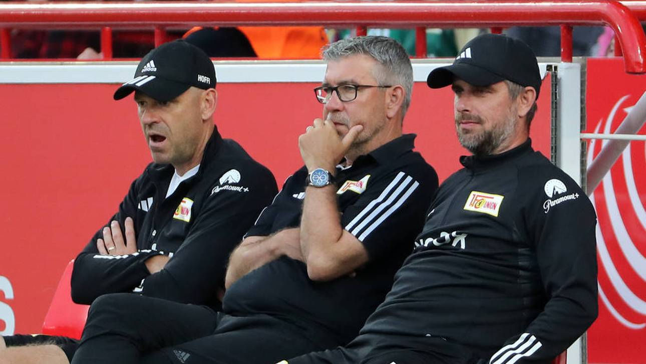 Sebastian Bönig (r.) neben Union-Trainer Urs Fischer