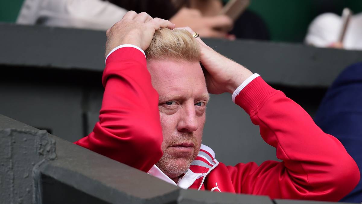 Am 15. Juni berief sich Becker im Laufe seines Insolvenzverfahren auf diplomatische Immunität. Als "Sonderattache für Sport und kulturelle Angelegenheiten in der Europäischen Union" soll der 50-Jährige über einen Diplomatenpass der Zentralafrikanischen Republik verfügen