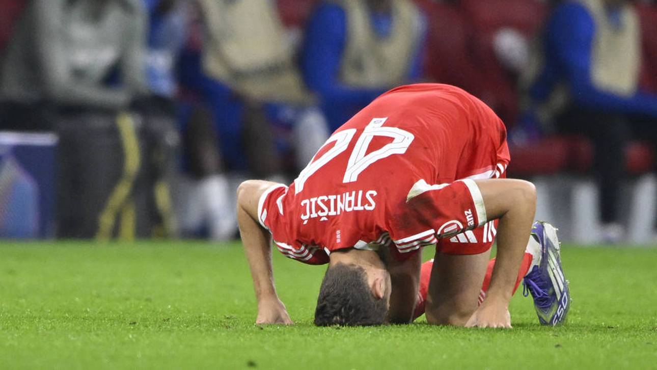 Josip Stanisic verletzte sich gegen Chelsea