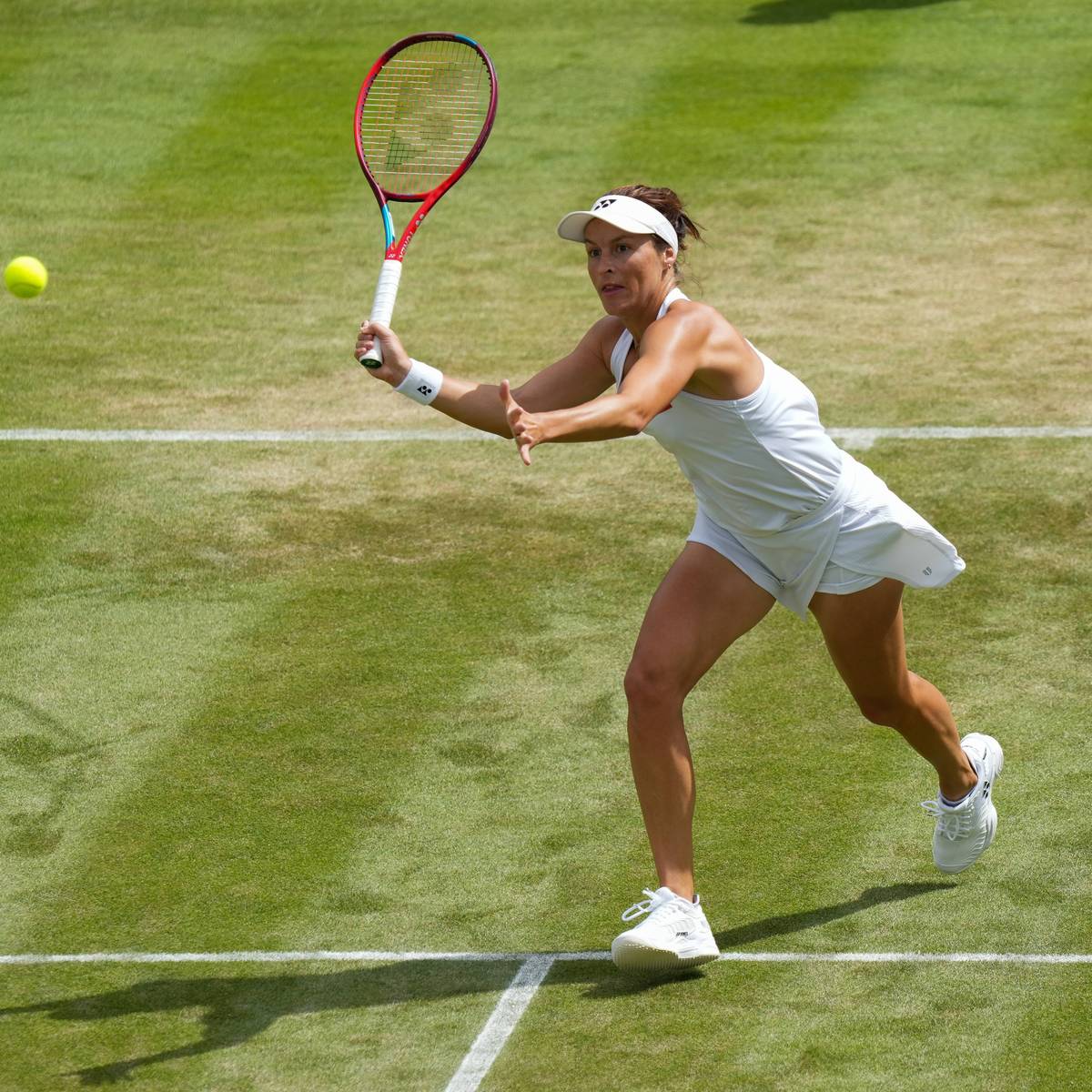 Tatjana Maria ist Mutter von zwei Töchtern und eine extrem gute Rasenspielerin. In Wimbledon steht sie erstmals in ihrer Karriere im Achtelfinale - und nervt die Gegnerinnen mit einem besonderen Schlag.