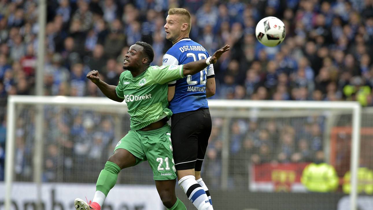 Nürnberg und Bielefeld im Fernduell