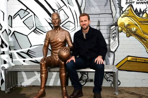 Kane-Statue sorgt für Belustigung