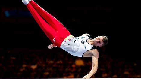 Lukas Dauser holte 2020 Olympia-Silber am Barren