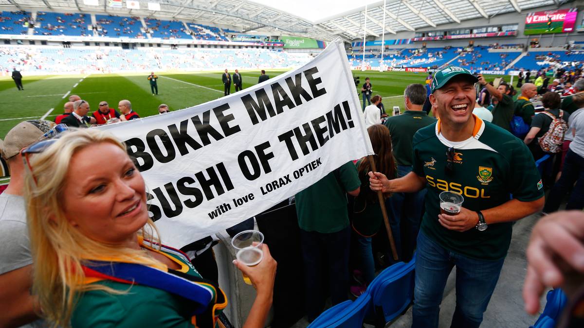 Südafrikas Anhänger sind sich natürlich siegessicher. Die Fans fordern frech: "Macht Sushi aus ihnen"
