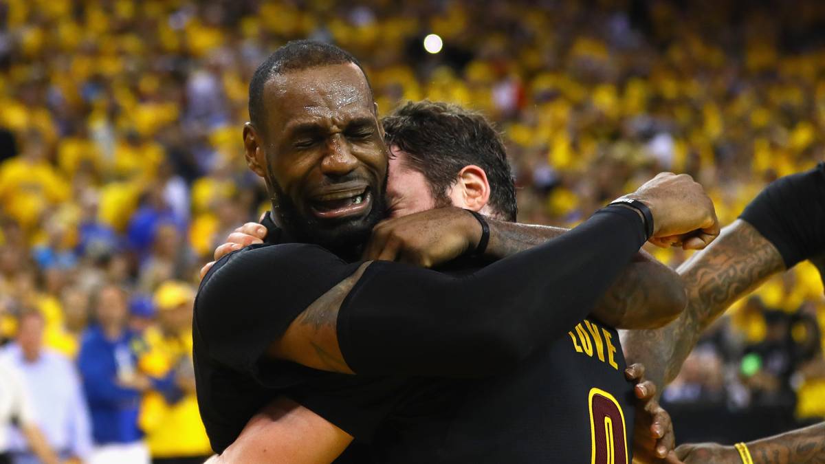 Als Titelverteidiger muss man die Cavaliers automatisch auf dem Zettel haben. Die erneute Unterschrift von LeBron James ist nur noch Formache, die Verluste von Matthew Dellavedova und Timofei Mosgow sind zu verschmerzen. Doch wie groß ist LeBrons Hunger nach der erfüllten Mission?