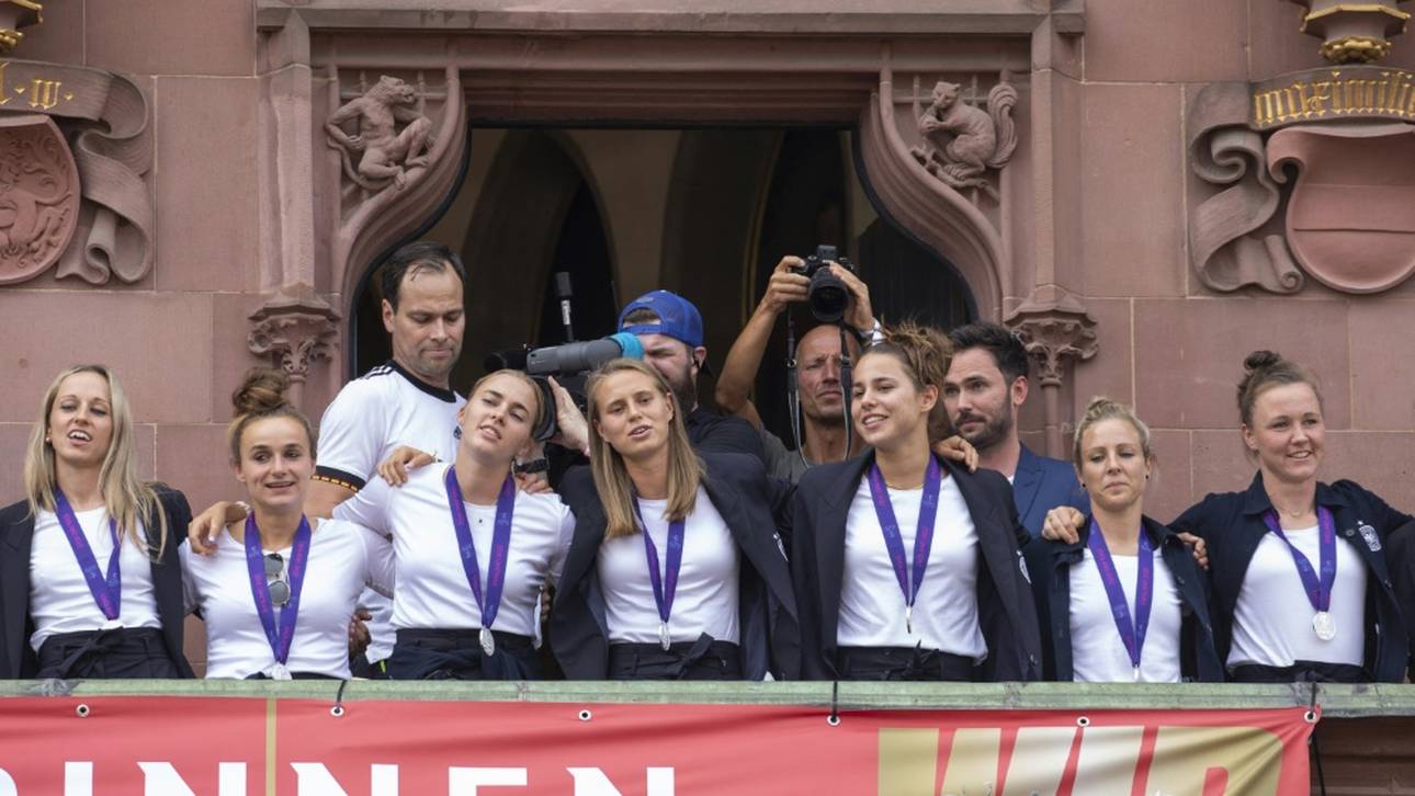 Weltrangliste: DFB-Frauen fast ganz oben