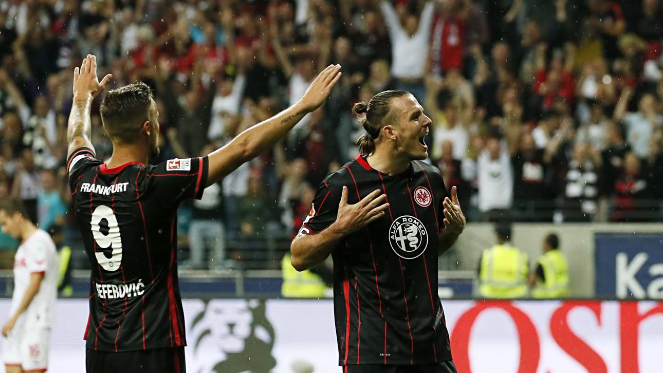 Eintracht huldigt „unnormalem“ Meier