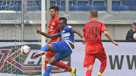 Duisburgs Kingsley Onuegbu erzielte gegen Bielefeld sein erstes Saisontor