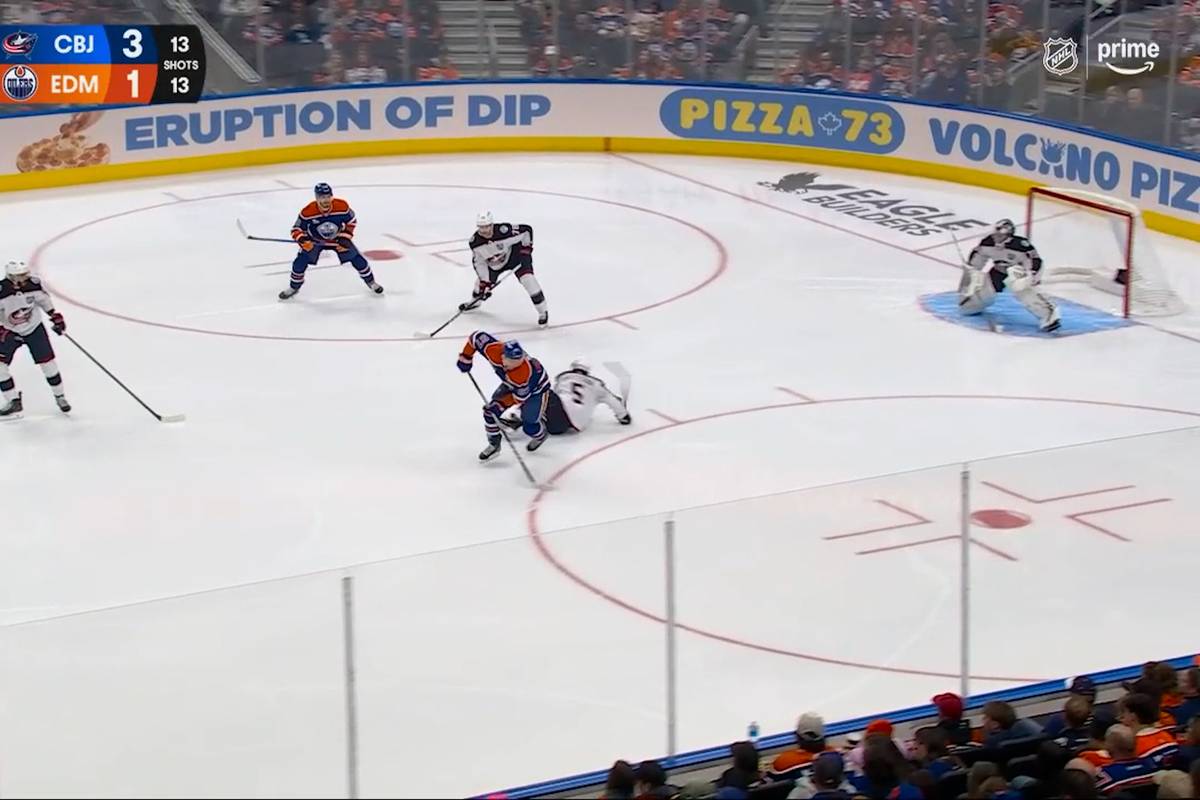 Move der Saison? Superstar schickt Gegner "ins Karussell"