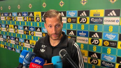 Oliver Baumann bewertet nach dem DFB-Sieg in Nordirland seine eigene Leistung und äußert sich anschließend zur Torhüterdiskussion in Deutschland.