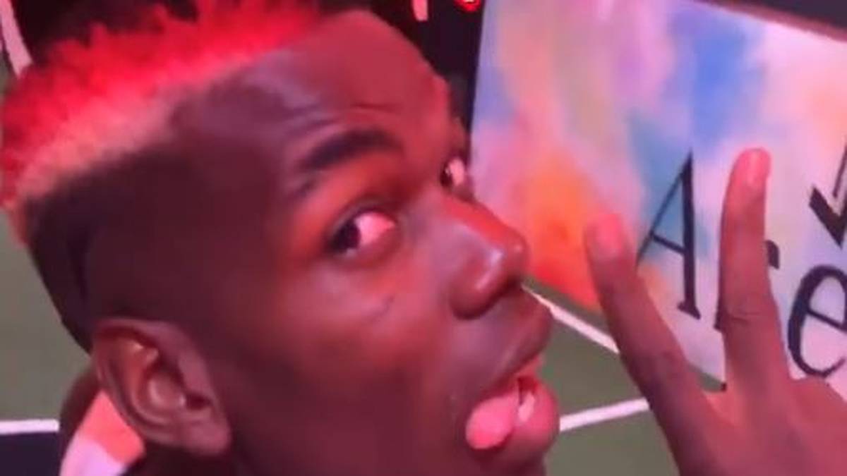 Bereits im August 2017 hatte der 26-Jährige mit diesem Look ein Zeichen gegen Rassismus gesetzt und sich auf der Rückseite des Kopfes den Hashtag "#equal" (englisch für: gleich) in die Haare rasieren lassen. Dieses Mal schmücken die Initialien seines Namens "PP" die Kopfseite