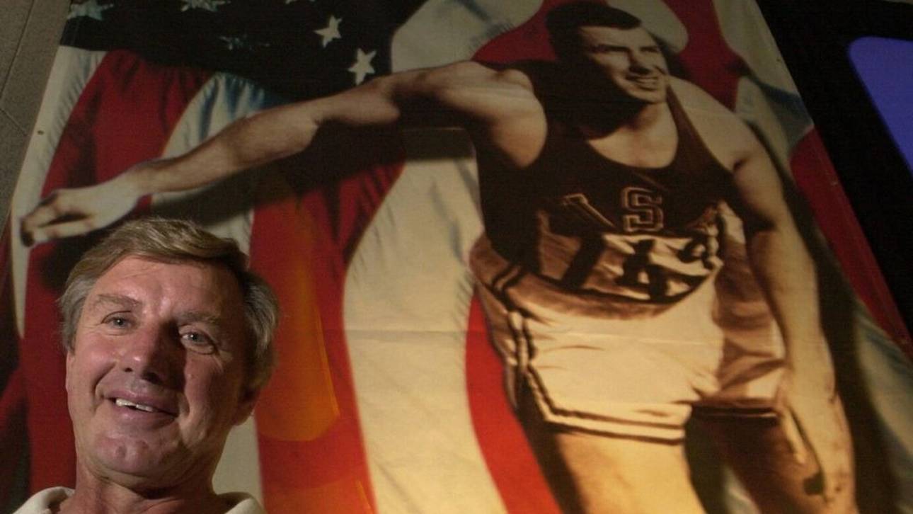 Al Oerter im Jahr 2000