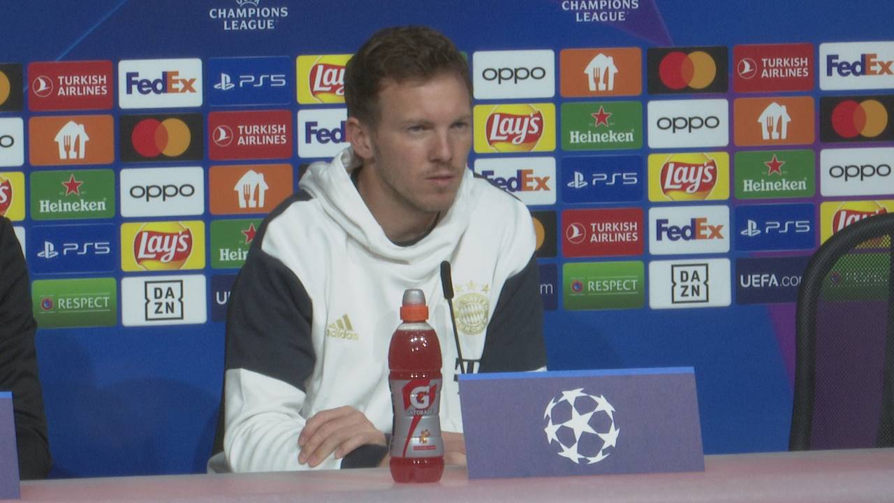 FC Bayern München: Julian Nagelsmann erklärt, warum er Josip Stansic vorne sieht