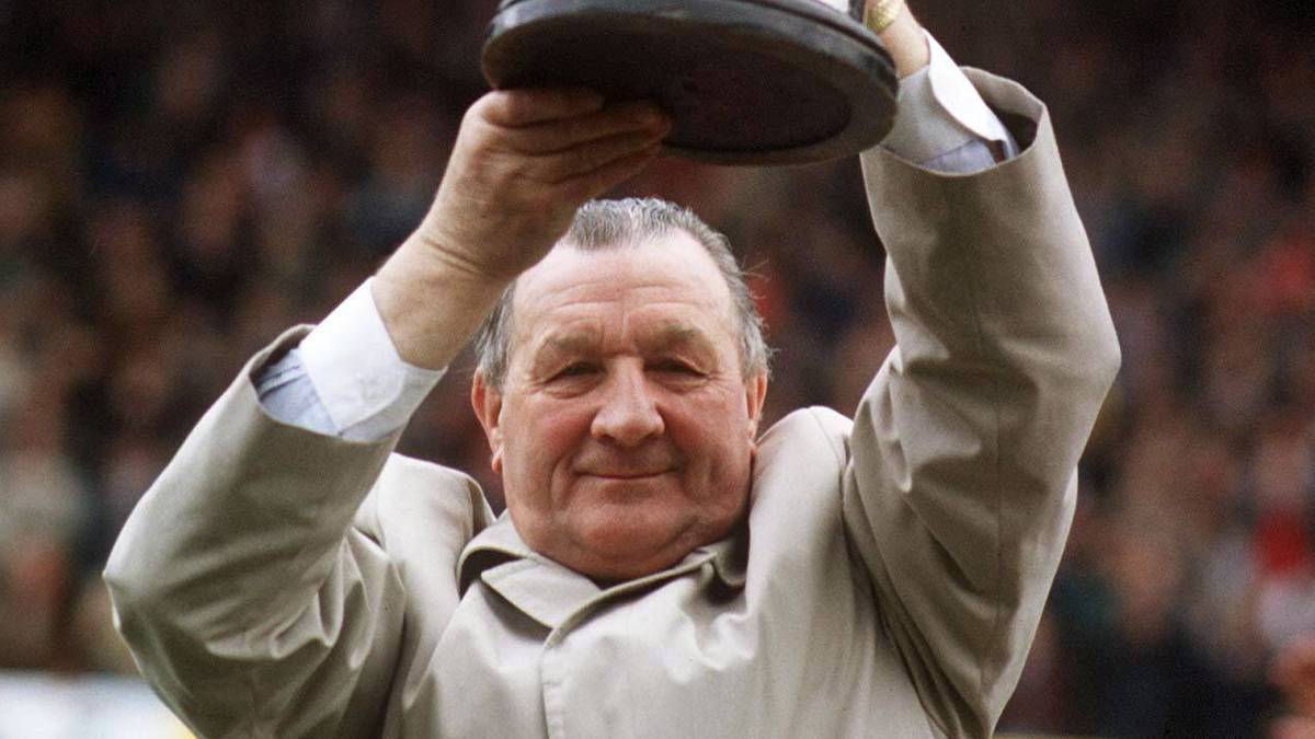 PLATZ 9: BOB PAISLEY (20) - Seine zahlreichen Titelerfolge, darunter sechs englische Meisterschaften, feierte der Engländer ausschließlich als Trainer des FC Liverpool. Von 1974 bis 1983 coachte er die "Reds". 1996 verstorben 