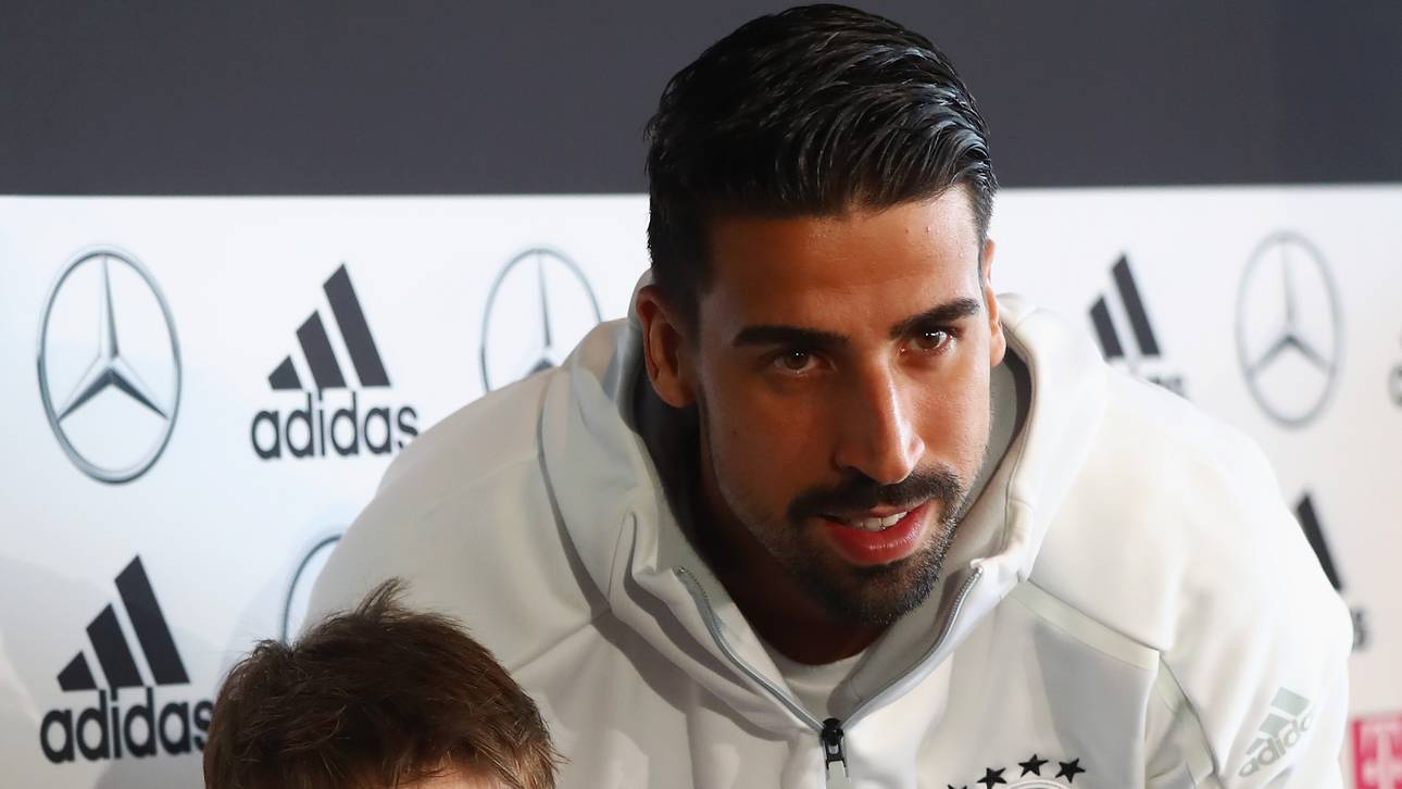 Khedira spendiert Kindern Tickets
