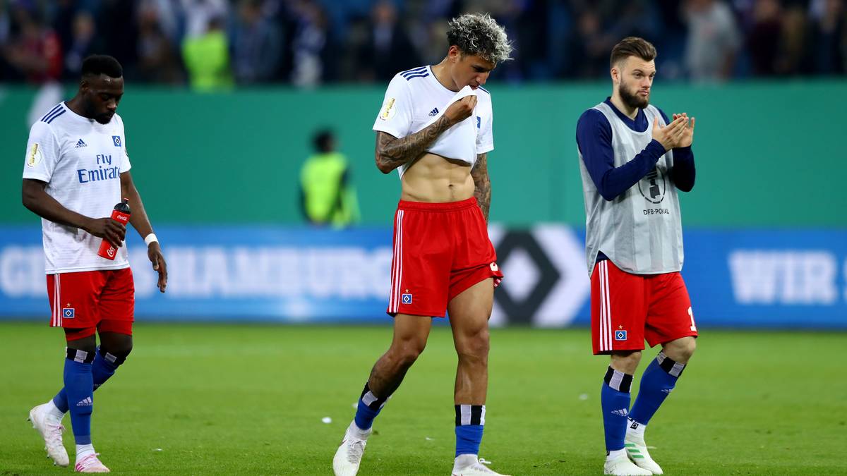 Auch der Traum vom Pokalfinale platzt mit dem 1:3 gegen RB Leipzig im Halbfinale. In der 2. Bundesliga stehen entscheidende Spiele an. Der HSV steuert auf ein absolutes Desaster zu...