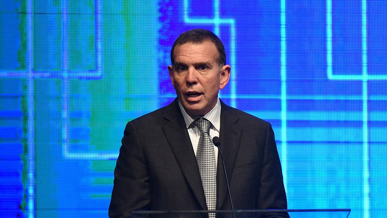 FIFA sperrt Ex-Vizepräsidenten