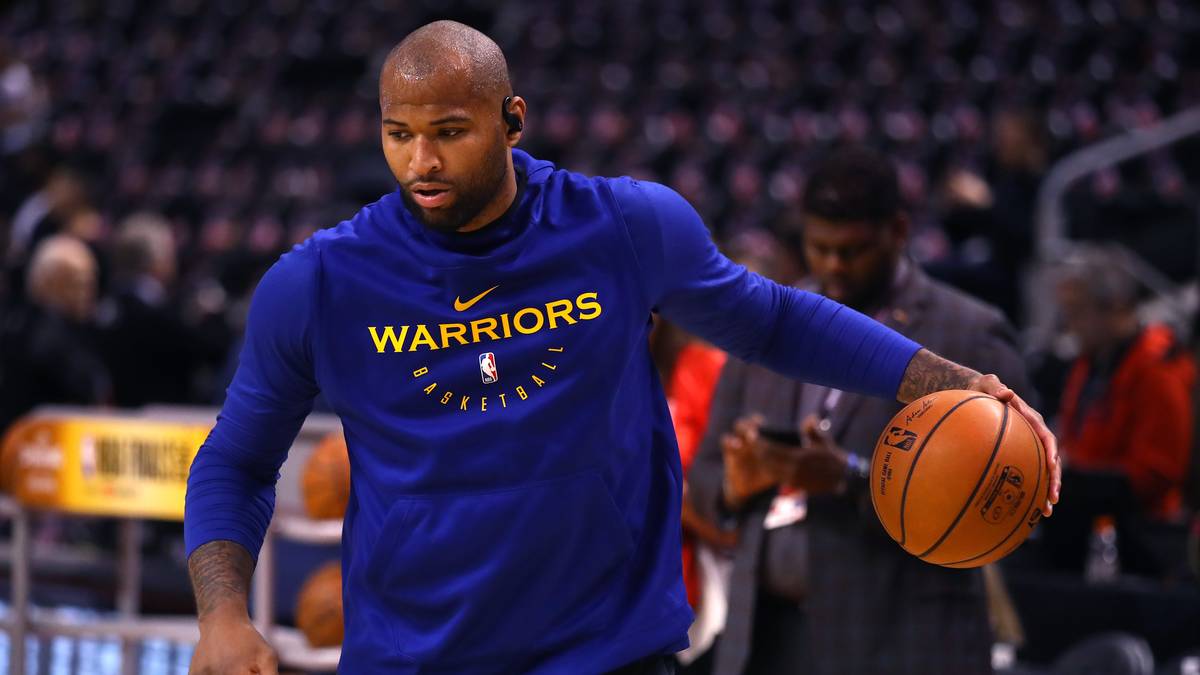 DEMARCUS COUSINS: Die Los Angeles Lakers haben nach Quinn Cook den zweiten Spieler der Golden State Warriors verpflichtet - und das ist ein echter Hammer: DeMarcus Cousins hat sich mit dem Team von LeBron James und Anthony Davis auf einen Einjahresvertrag geeinigt. Das berichtet "ESPN"-Journalist Adrian Wojnarowski