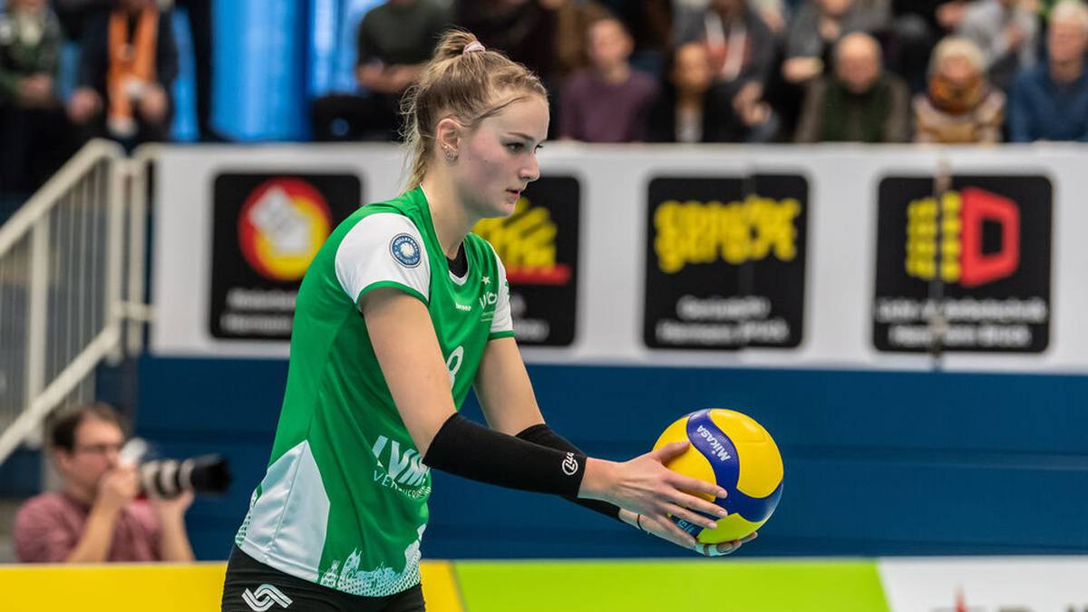 Lina Alsmeier feierte im August 2019 ihr Debüt in der A-Nationalmannschaft