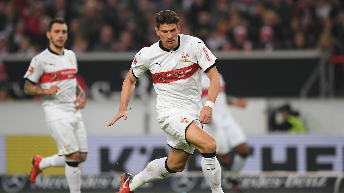 In Stuttgart müht sich Gomez nach Kräften...