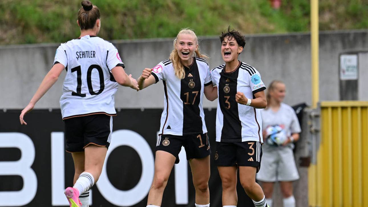 Dilara Acikgüz (r.) traf gegen die Niederlande