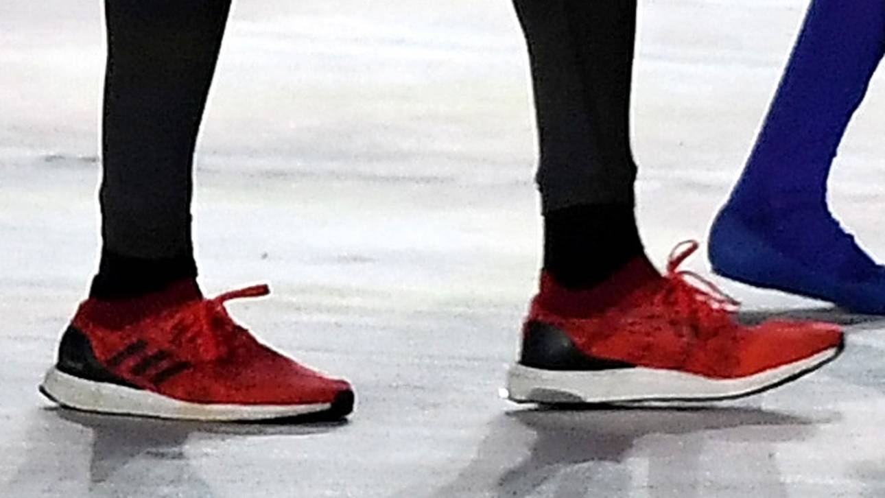 Zoff um Schuhe bei Abschlussfeier