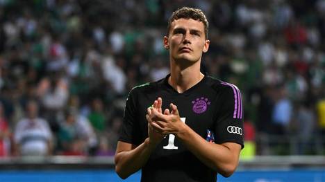 Benjamin Pavard zeigt sich nach dem Bundesliga-Auftakt im Training unmotiviert und scheint einen Wechsel zu provozieren. Muss Bayern Pavard verkaufen?