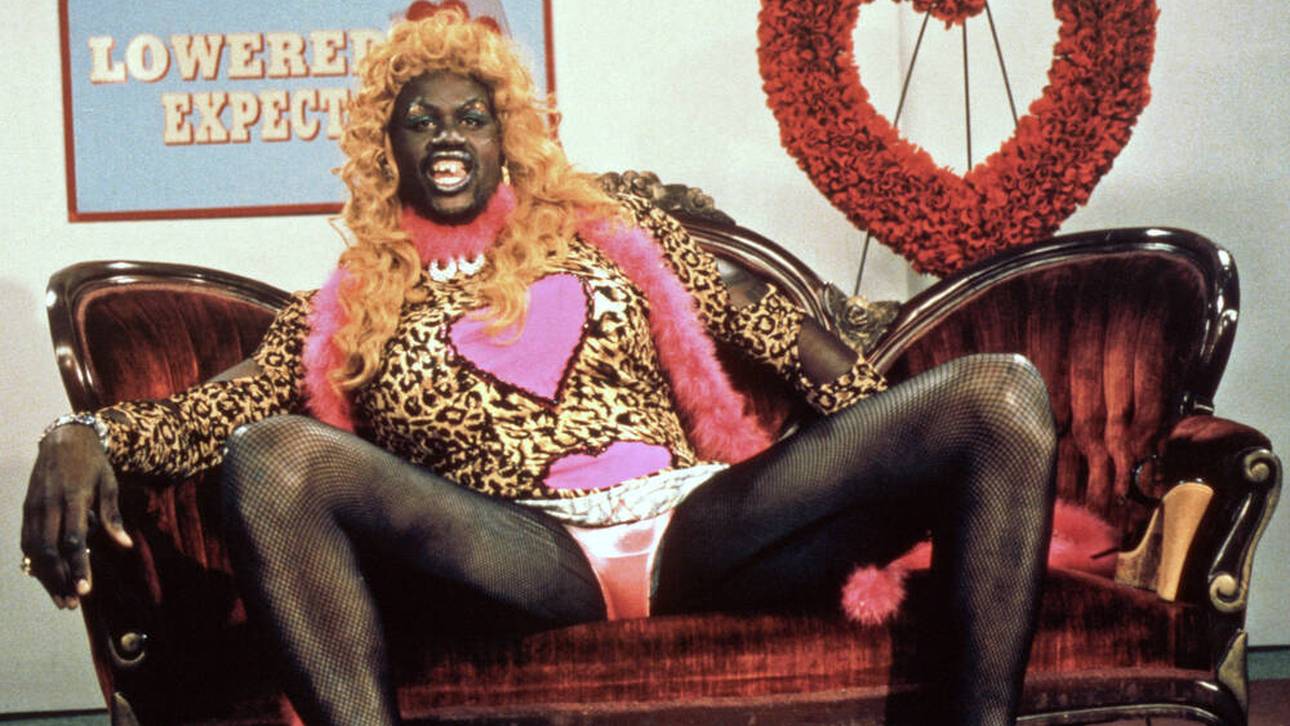 Shaquille O'Neal spielte 1998 bei Mad TV Dennis Rodmans Schwester auf Partnersuche