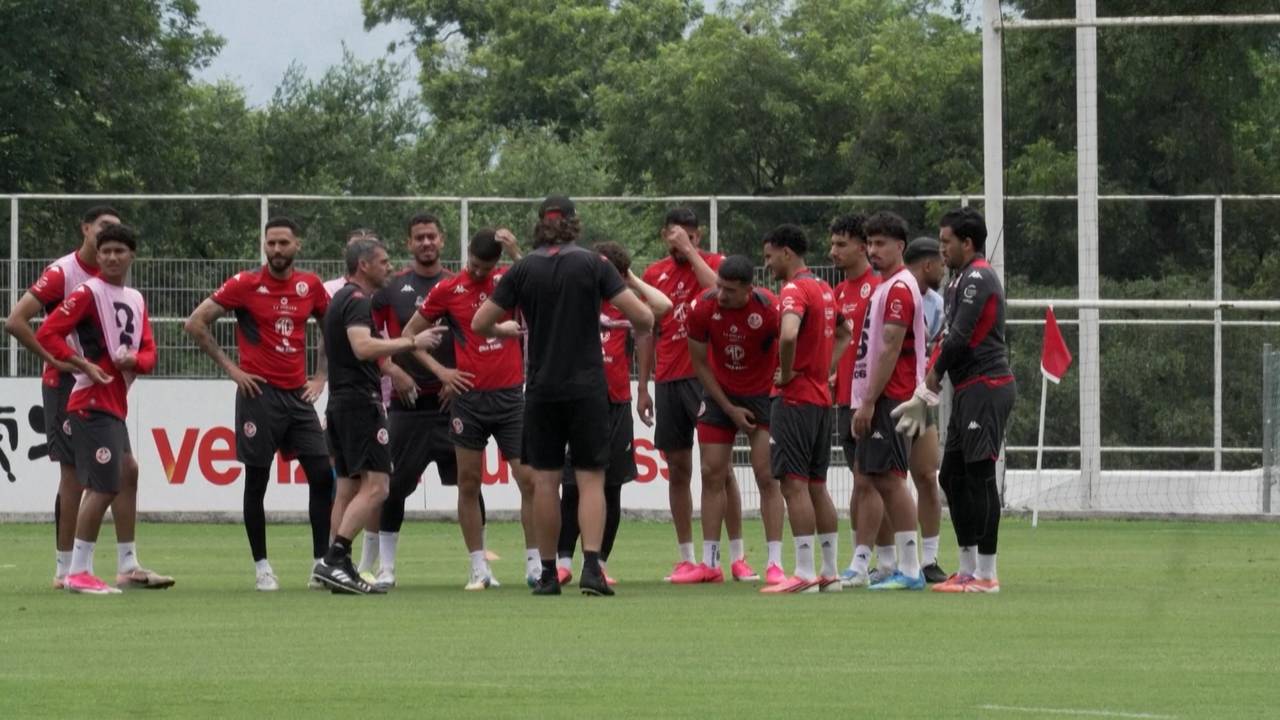 Entlassen? Doch nicht? Wirbel um WM-Coach