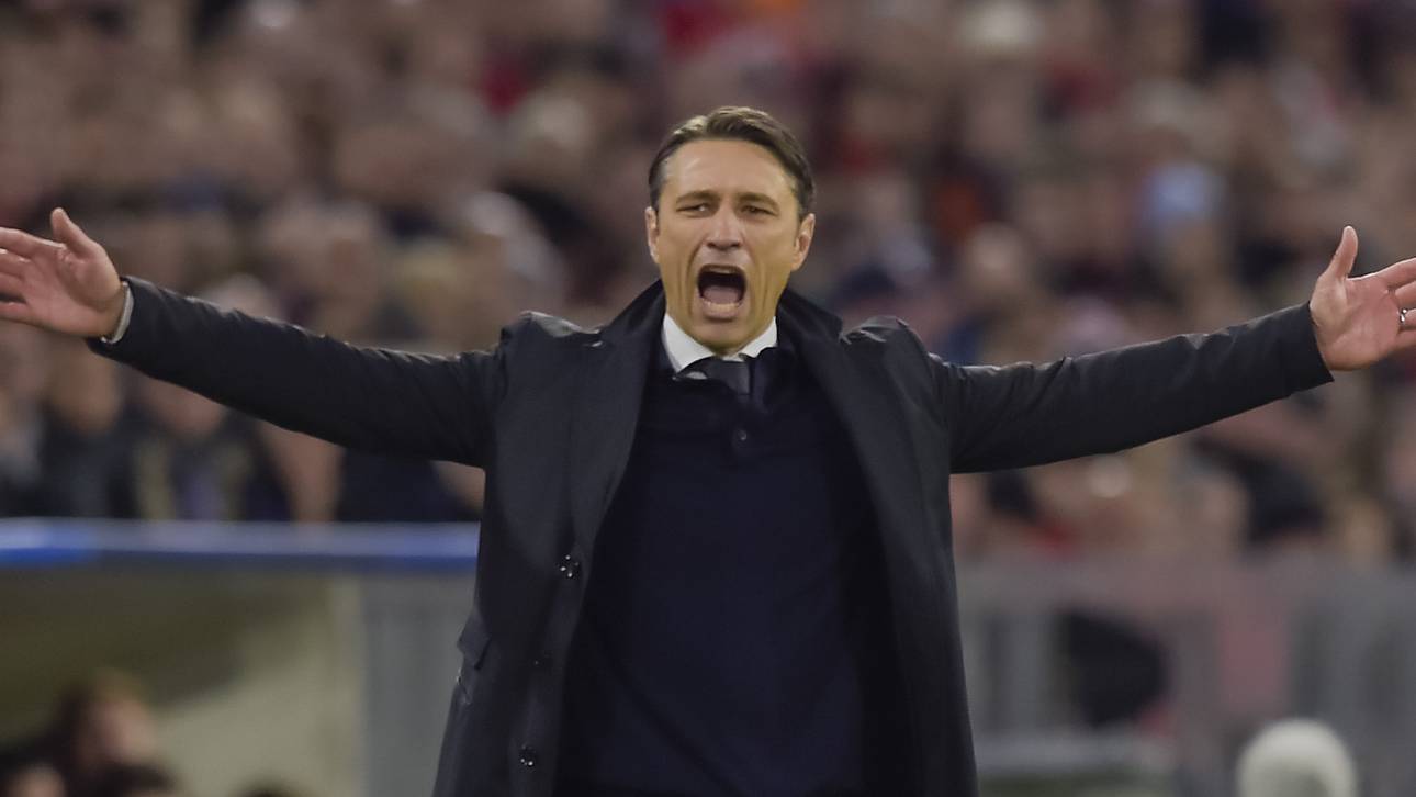 Bayern gegen Gladbach mit James