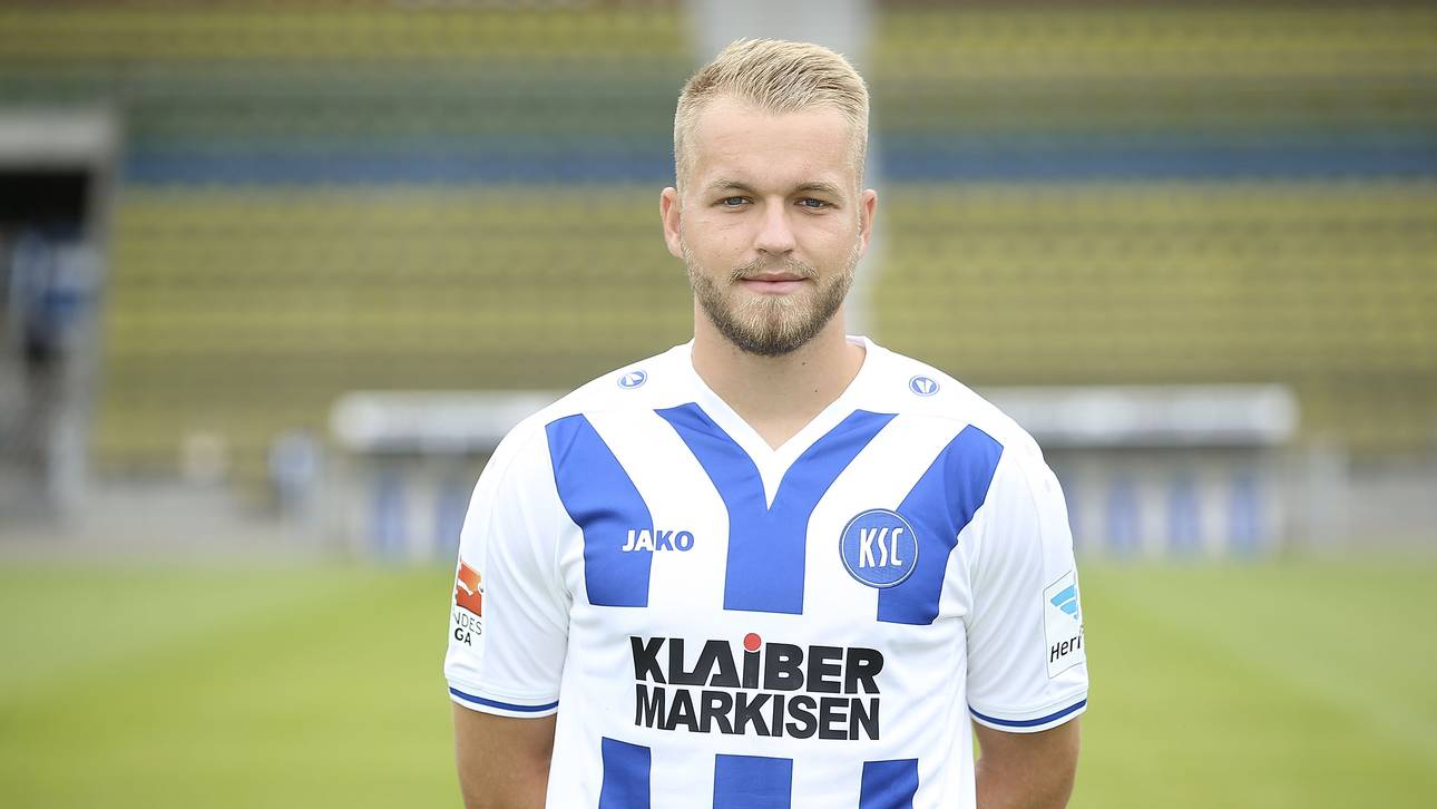 Köpkes Sohn gibt Zweitliga-Debüt