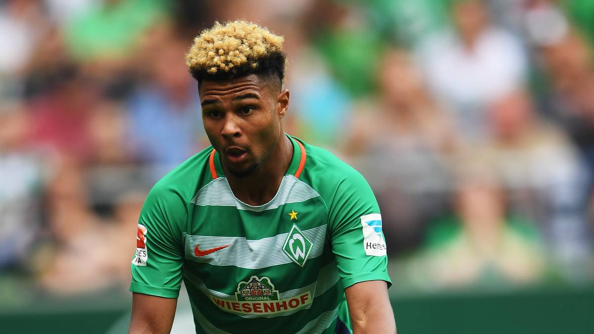 Hoffnungsträger im Fokus: Neuzugang Serge Gnabry feiert sein Bundesliga-Debüt im Werder-Trikot