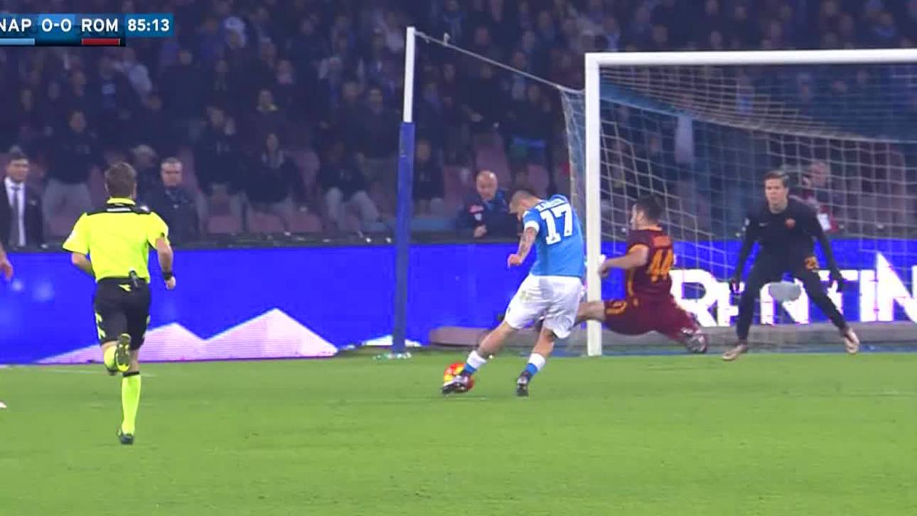 Neapel verballert Sieg im Spitzenspiel