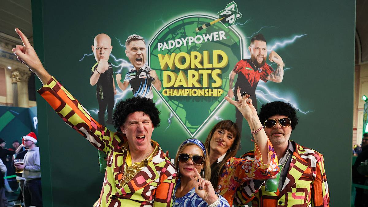 An kuriosen Outfits mangelt es nicht