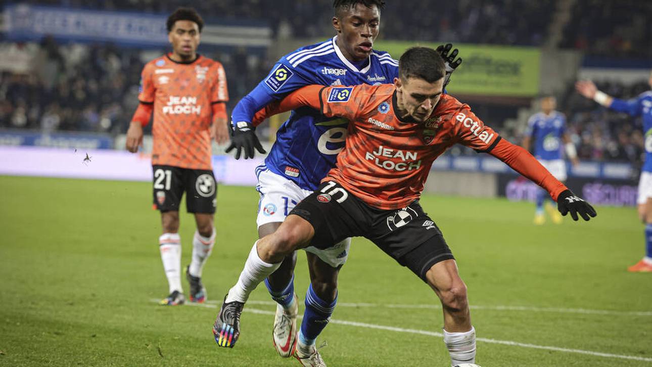 Enzo Le Fée (vorne) stand auch auf dem Zettel des BVB