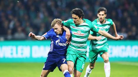 Thomas Delaney (r.) verletzte sich gegen Schalke