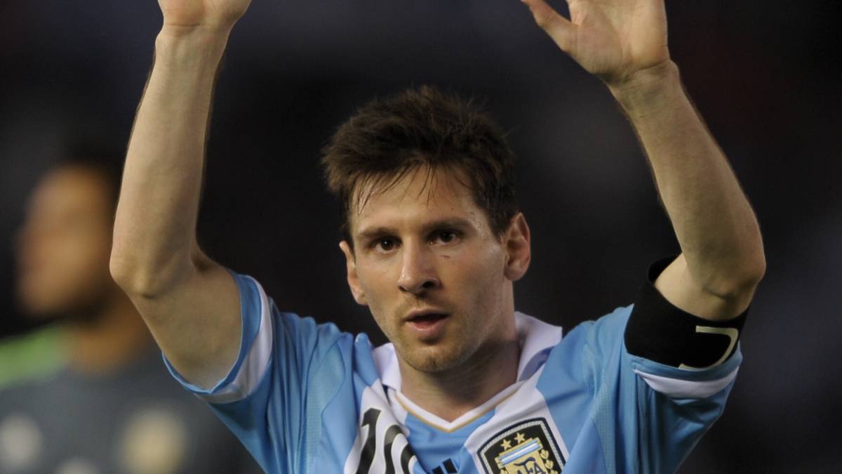 Die Saison beim 30-Jährigen hat auf jeden Fall gepasst: 45 Tore in 54 Spielen lautet seine herausragende Bilanz im Dress des FC Barcelona. Knüpft er im Nationaldress an diese Leistungen an, ist der heiß ersehnte WM-Titel für die Gauchos möglich