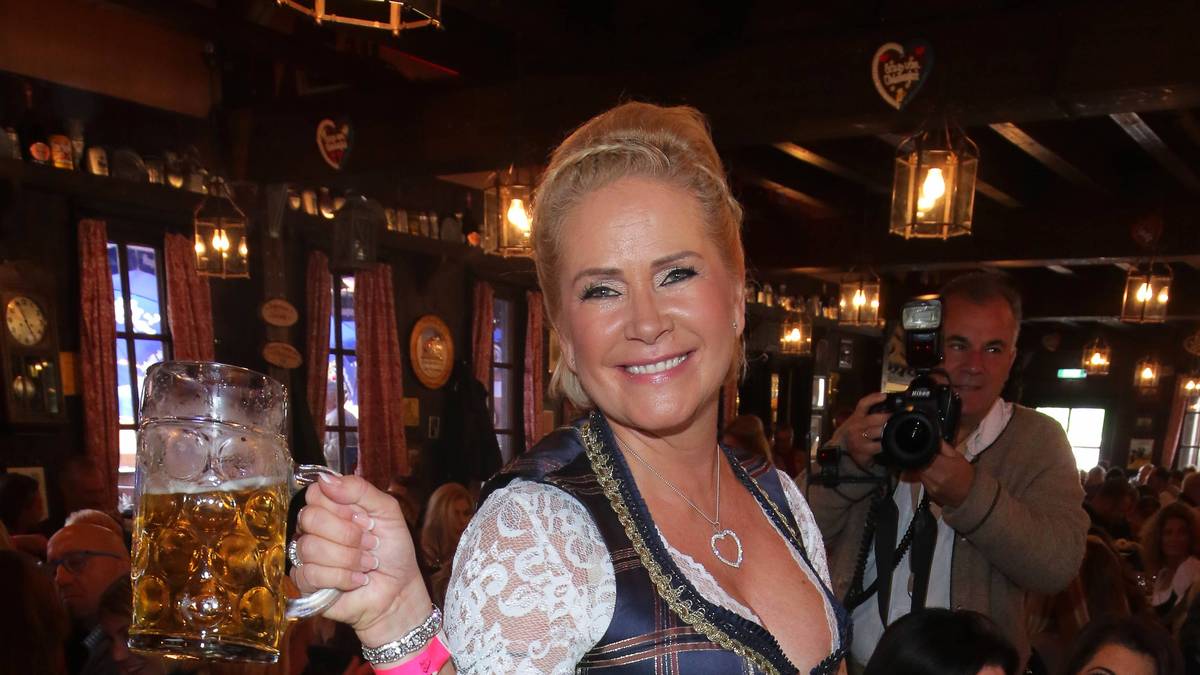 Danach wird dann aber wieder die Mass in die Luft gestemmt