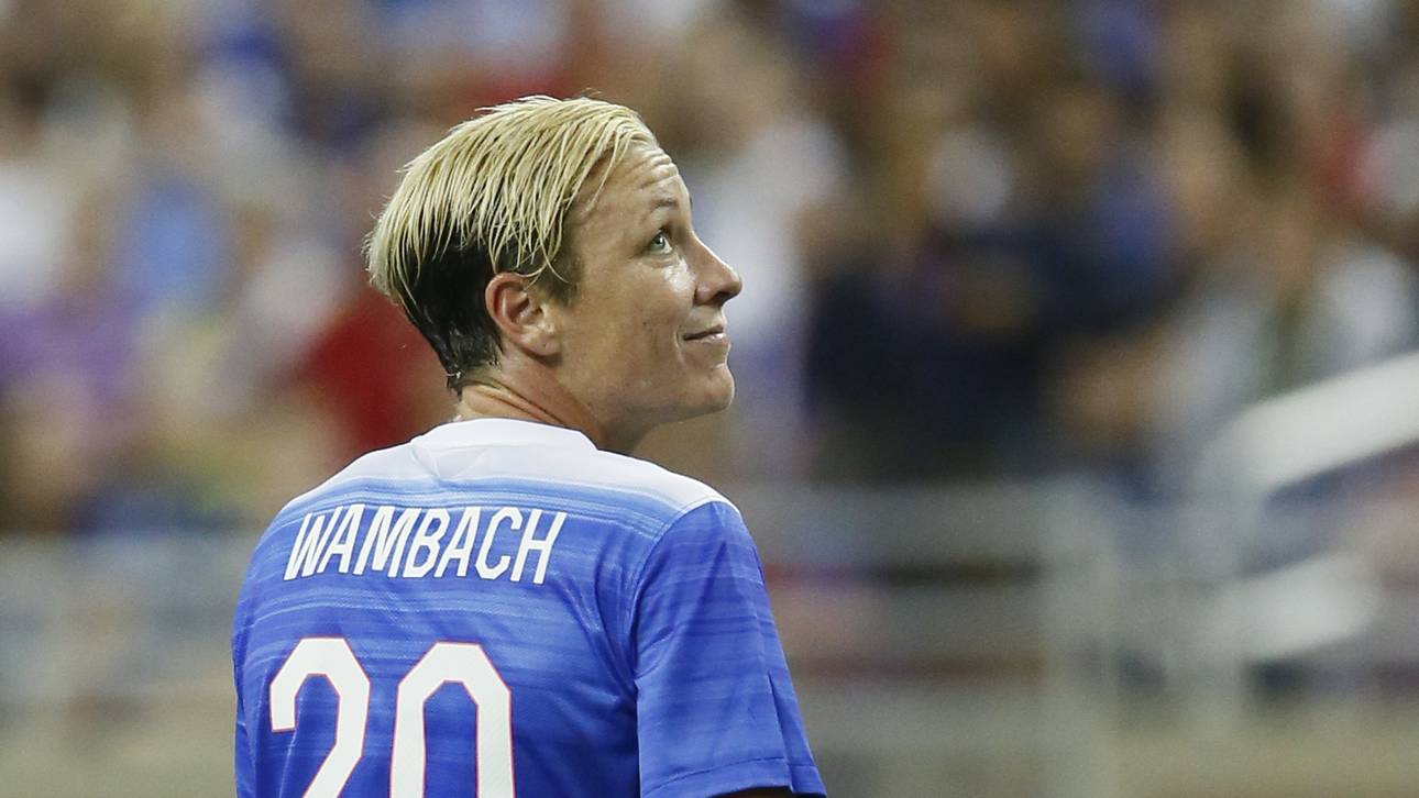 Wambach verkündet Karriereende