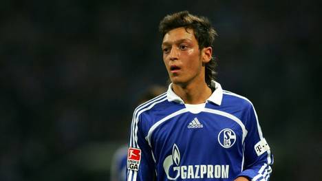Mesut Özil lief bis 2008 für Schalke auf